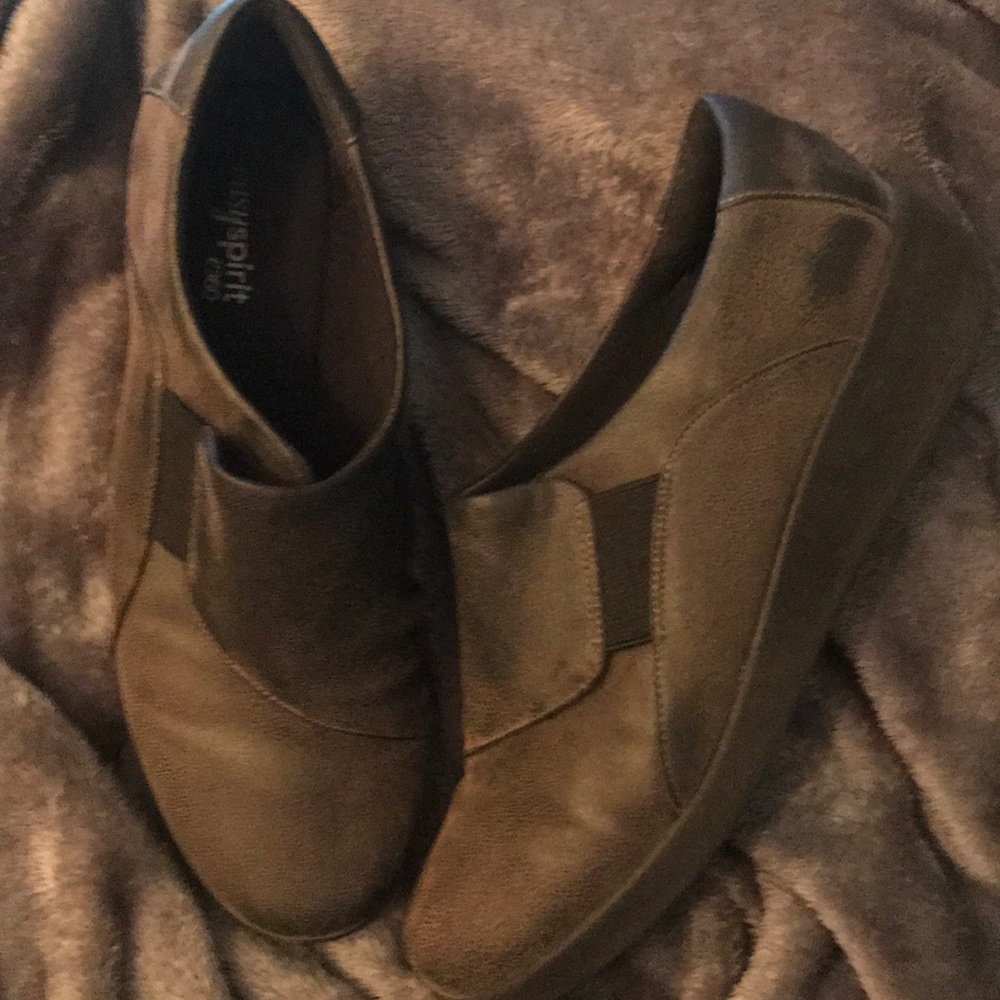 Easy Spirit e360 wedges